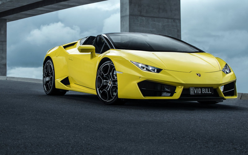 Lamborghini Huracan by Tripjohn