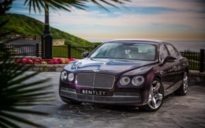 Luxury car rental in Dubai with Tripjohn