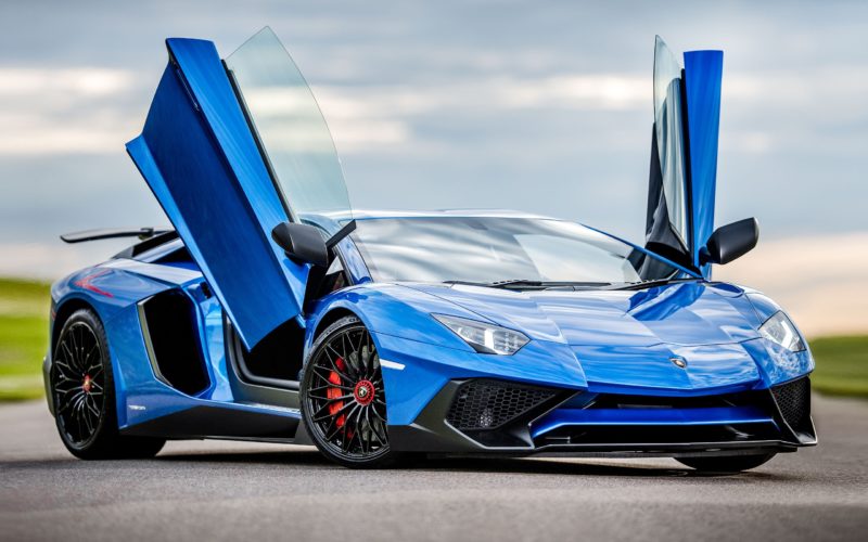 Lamborghini Rental in Dubai